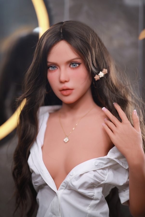 ¡Muñeca Sexual Copa C Con Cabello Castaño Y Encanto